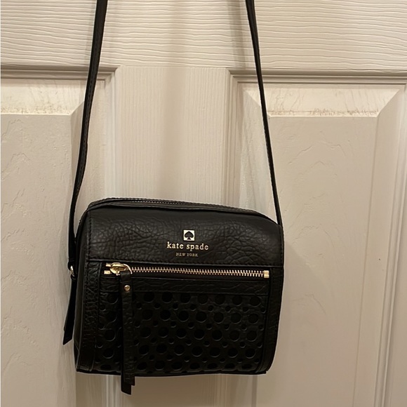 Kate Spade♠️- Perri Lane Bubbles- Mini crossbody - Picture 2 of 2
